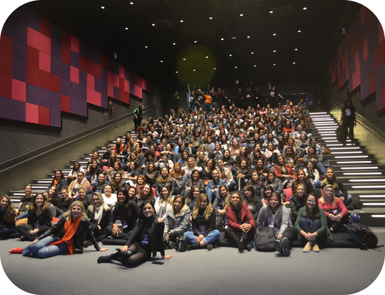 Mulheres reunidas